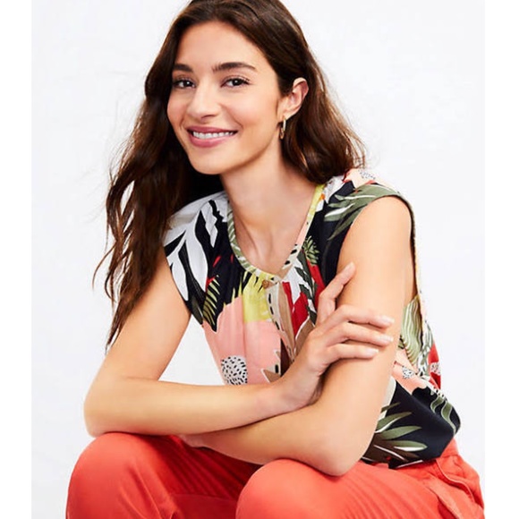 LOFT Paradise Tropical Print Flutter Sleeve Top - Picture 2 of 9